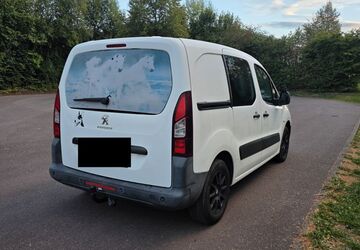 Peugeot Partner 199.999 km 3.999 &euro; Kell am See 54427