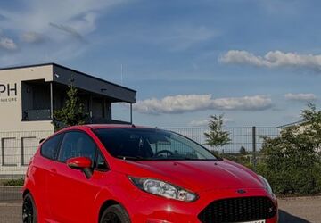 Ford Fiesta 171.000 km 3.300 &euro; Losheim am See 66679