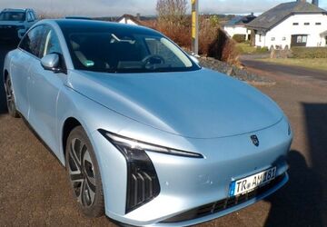 DFM Forthing 7 8.000 km 35.600 &euro; Hermeskeil 54411