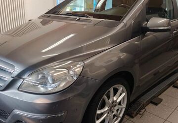 Mercedes-Benz B 180 145.000 km 5.990 &euro; Hetzerath 54523