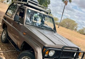 Toyota Land Cruiser 272.000 km 12.900 &euro; Fastrau 54341