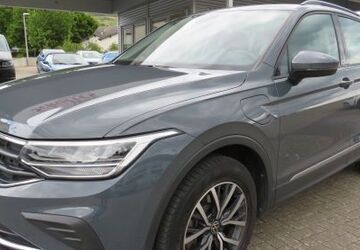 VW Tiguan 44.859 km 28.980 &euro; Mehring 54346