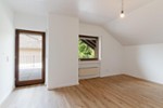 Renovierte 3-Zimmer Wohnung in ruhiger Lage von Pellingen - Dachgeschoßwohnung Pellingen | Angebot:27225332